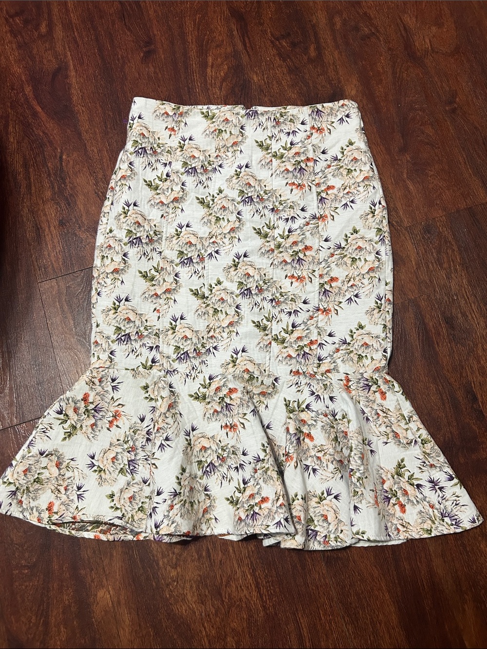 Floral White Pencil Skirt with Flared Hem